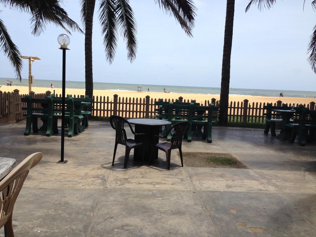 Oasis Beach Resort Negombo Ngoại thất bức ảnh
