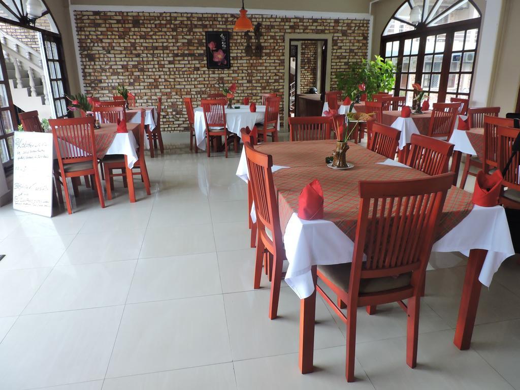 Oasis Beach Resort Negombo Ngoại thất bức ảnh