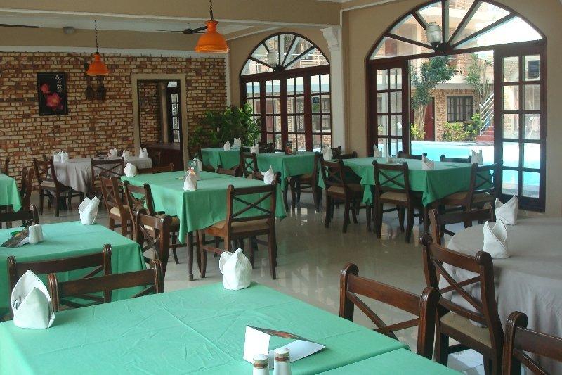 Oasis Beach Resort Negombo Ngoại thất bức ảnh